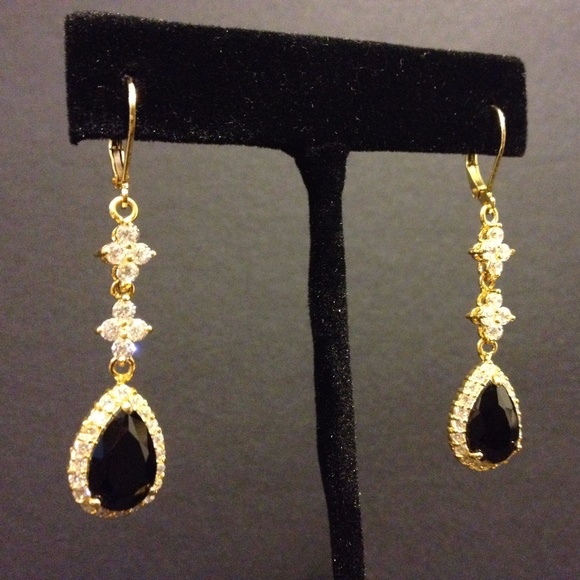 Fancy ONYX Floral Teardrop Earrings & Necklace SET - Picture 2 of 8